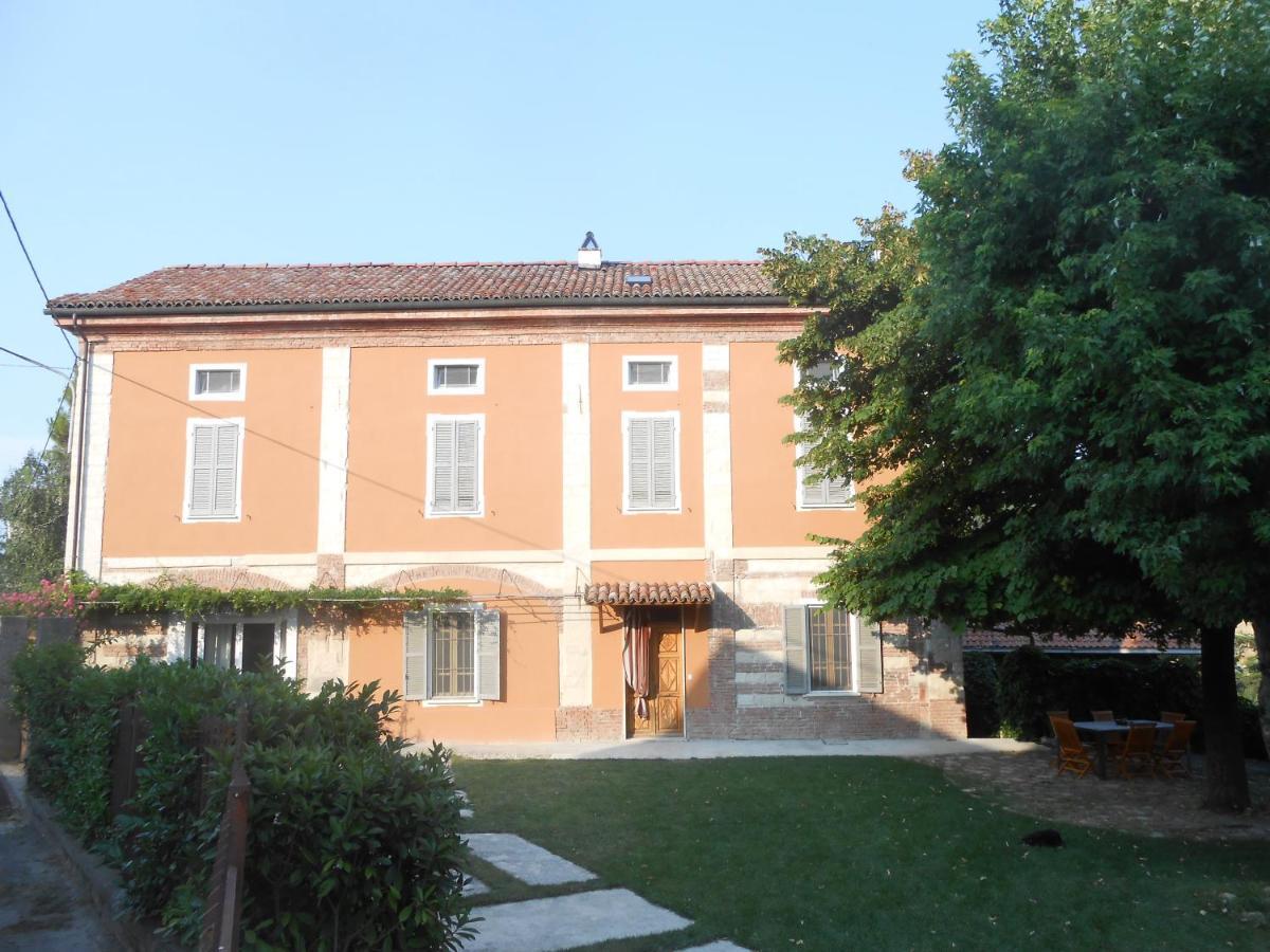 Agriturismo Azienda Agricola Mombisaggio Tortona Dış mekan fotoğraf